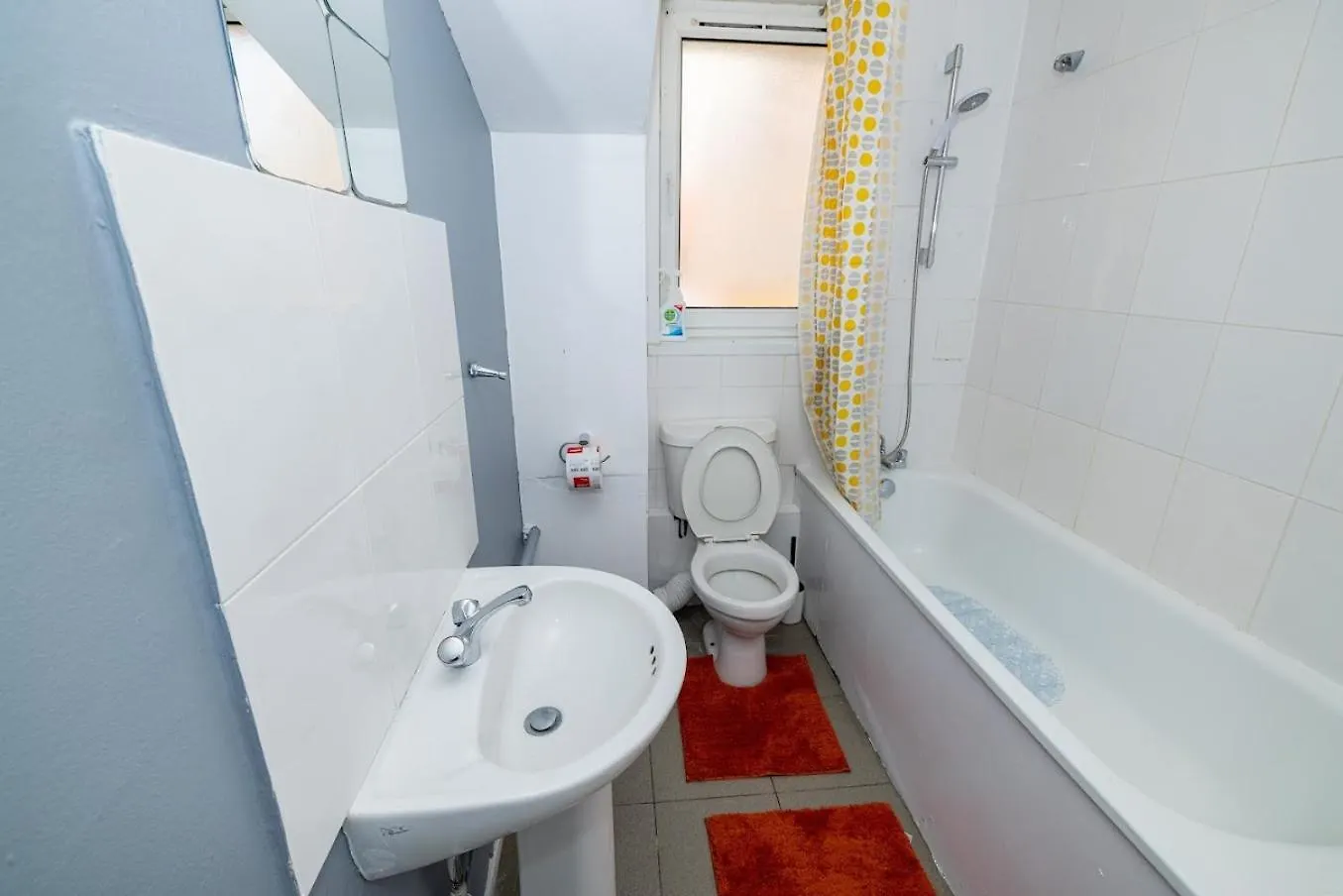 Rooms Close To Canary Wharf London Homestay